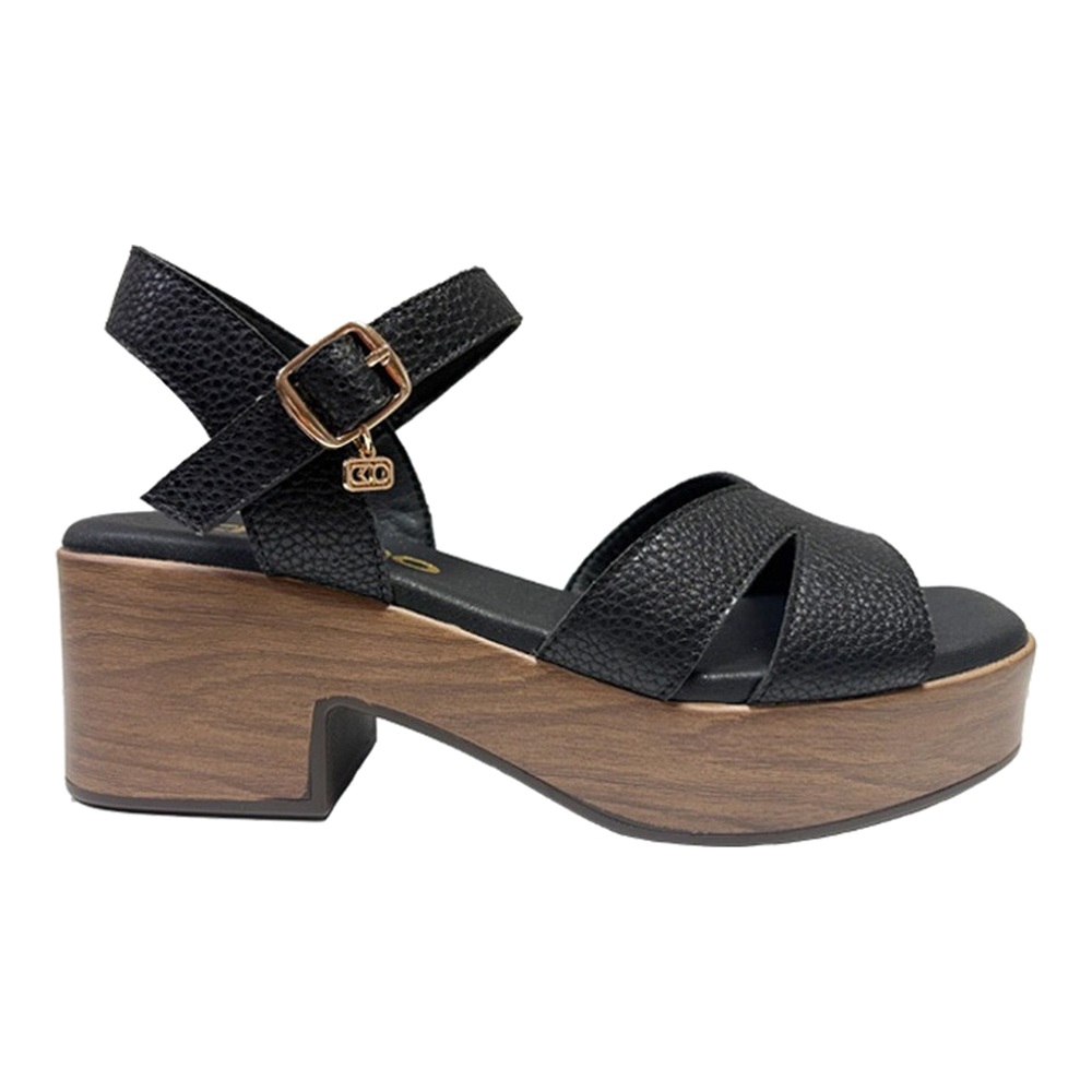 HACHI 12 · Negro/Black